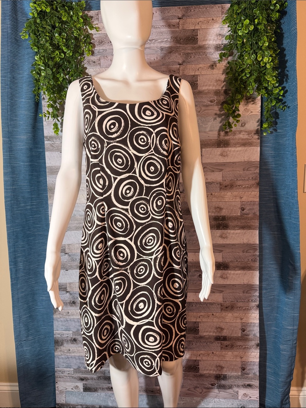 Kim Rogers Signature Sleeveless Brown & White Spiral Print Dress